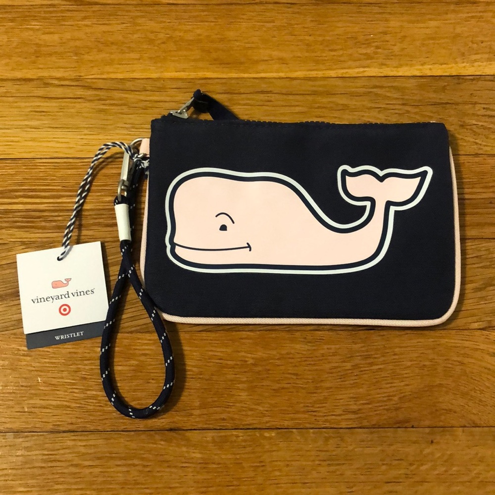 NWT vineyard vines for target wristlet
